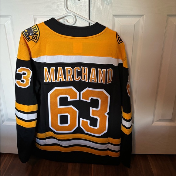 Brad Marchand Boston jersey - Picture 2 of 3